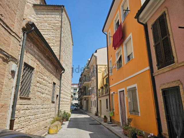 Appartamento in affitto di 45 m² in Via Don Iorini Francesco, 33