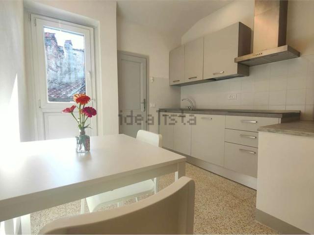 Appartamento in affitto di 45 m² in Via Fillungo, 212