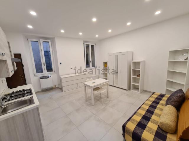 Appartamento in affitto di 45 m² in Via Giuseppe Omar, 20