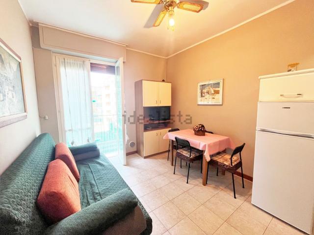 Appartamento in affitto di 45 m² in Via Parioli, 3