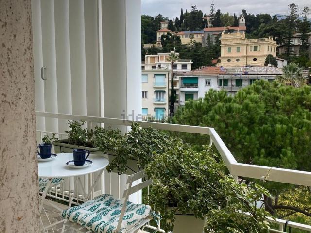 Appartamento in affitto di 45 m² in Via Roccasterone