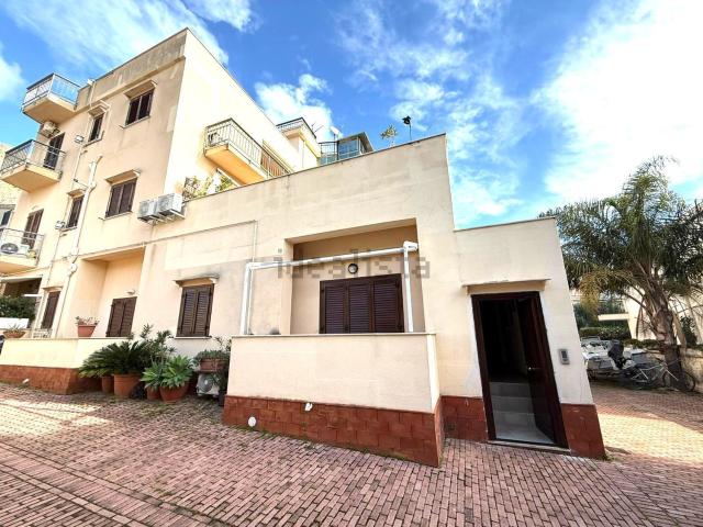 Appartamento in affitto di 45 m² in Via Stesicoro, 14