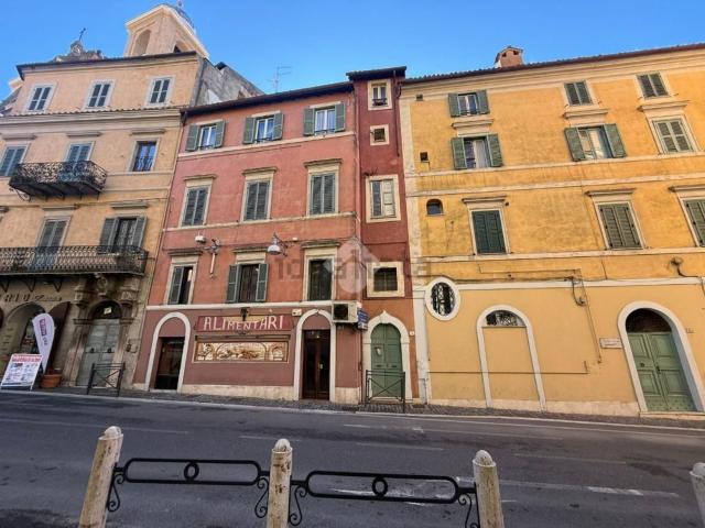 Appartamento in affitto di 46 m² in Largo Camporesi, 4
