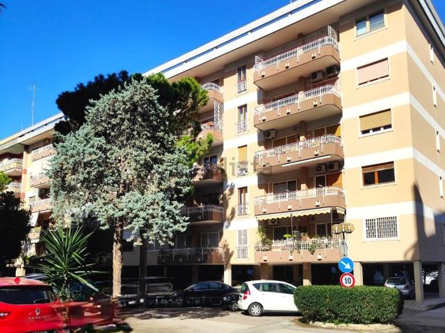 Appartamento in affitto di 46 m² in Via della Resistenza, 48