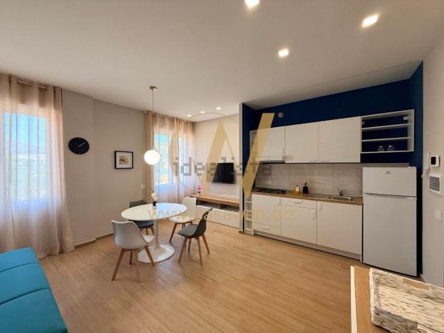 Appartamento in affitto di 46 m² in Viale Alberto Beneduce, 211