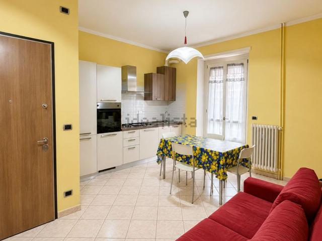 Appartamento in affitto di 48 m² in Via Cosimo Bertacchi, 4