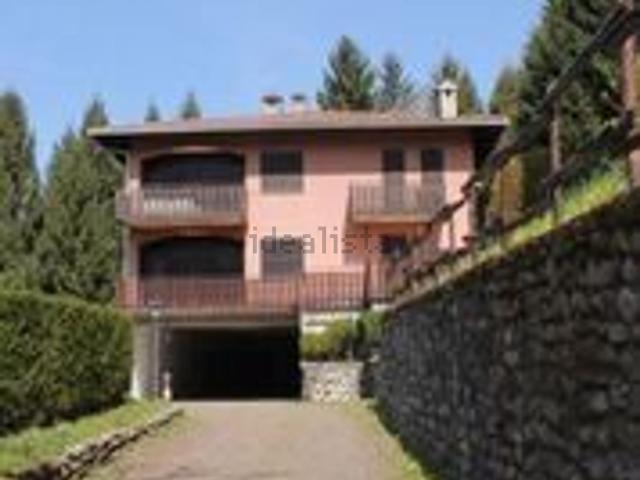 Appartamento in affitto di 48 m² in Via E. De Amicis, 2