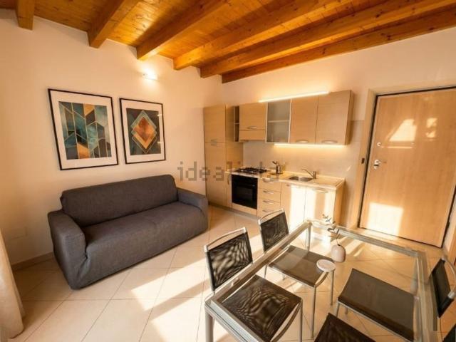 Appartamento in affitto di 48 m² in Via San Francesco D&apos Assisi, 4