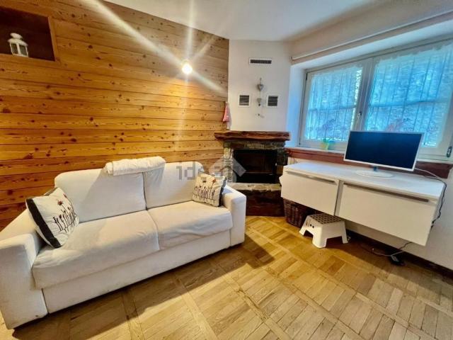 Appartamento in affitto di 49 m² in Via Castello, 47
