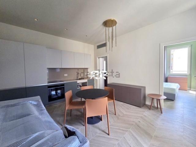 Appartamento in affitto di 53 m² in Via Piero della Francesca, 46