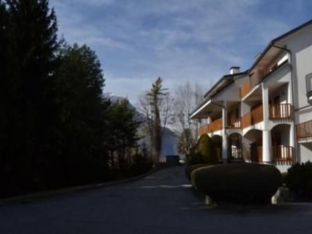 Appartamento in affitto di 500 m² in Viale delle Grigne, 2