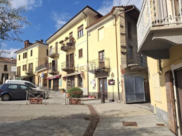 Appartamento in affitto di 50 m² in Piazza Martiri III Aprile, 16