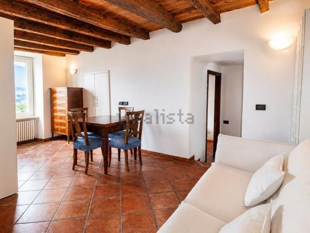 Appartamento in affitto di 50 m² in Via Torno, 43