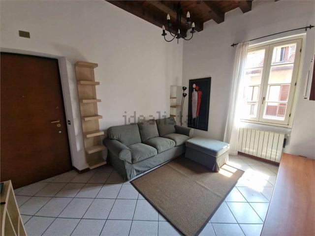 Appartamento in affitto di 50 m² in Via Zezio, 3