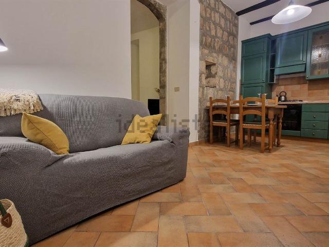 Appartamento in affitto di 50 m² in Via Cardinal La Fontaine, 18