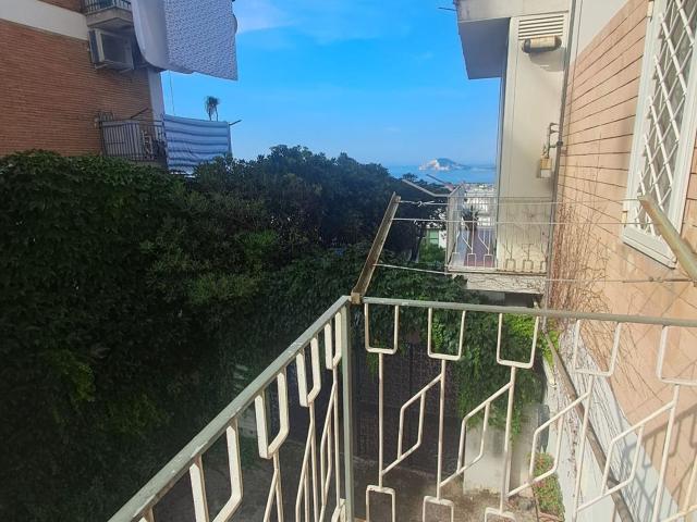 Appartamento in affitto di 60 m² in Via Coste D&apos Agnano