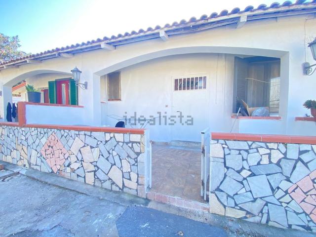 Appartamento in affitto di 50 m² in Via Domitiana, 77