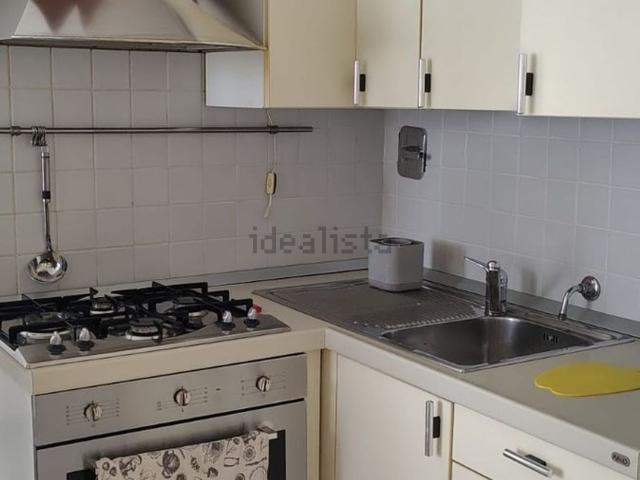 Appartamento in affitto di 50 m² in Via Lunense