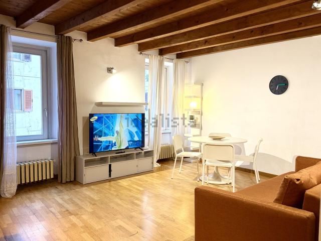 Appartamento in affitto di 50 m² in Via Maironi Giovanni da Ponte, 50
