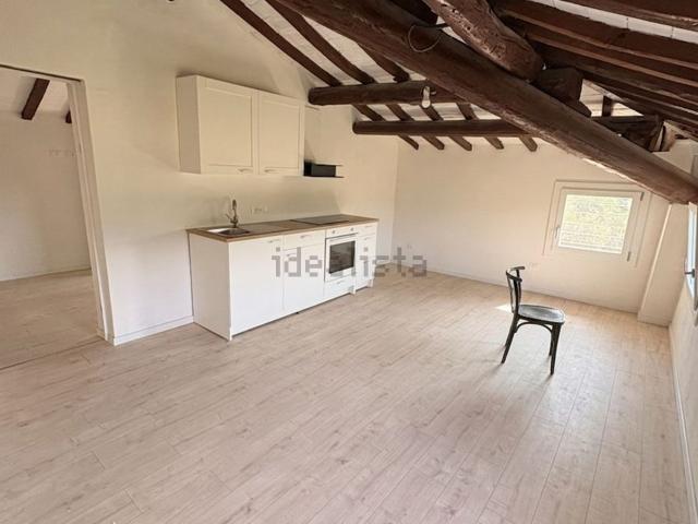 Appartamento in affitto di 50 m² in Via Pavullese