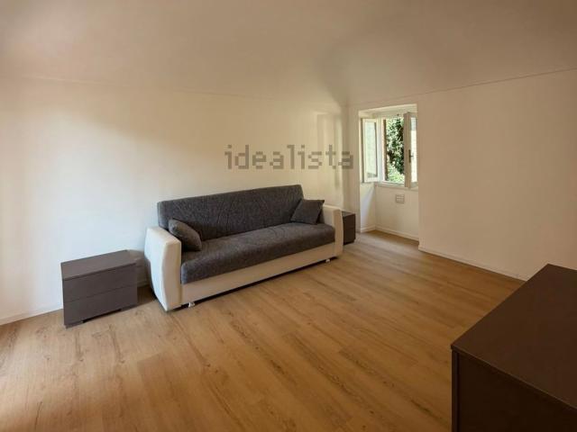 Appartamento in affitto di 50 m² in Via Sant&apos Anna, 3