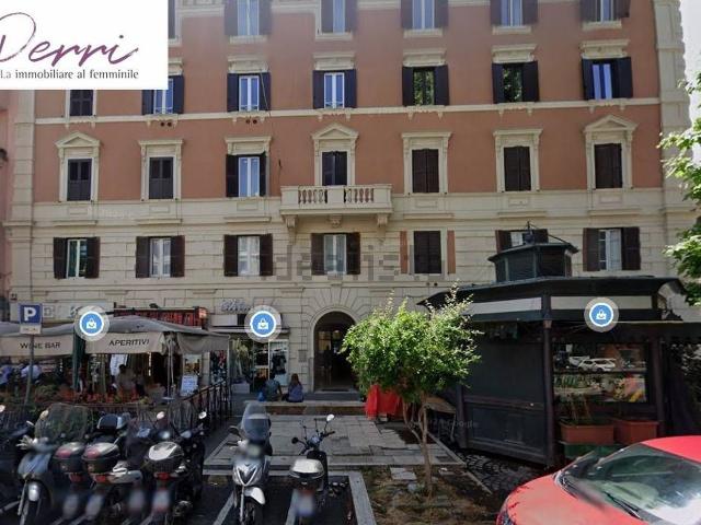 Appartamento in affitto di 50 m² in Viale Giulio Cesare, 237