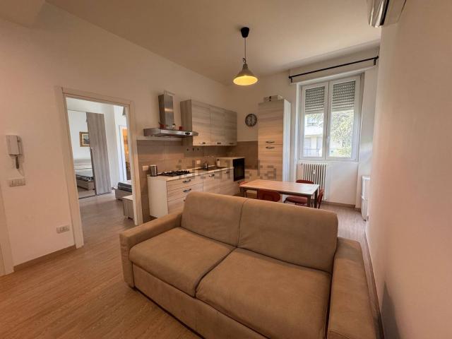 Appartamento in affitto di 50 m² in Viale Legioni Romane, 5