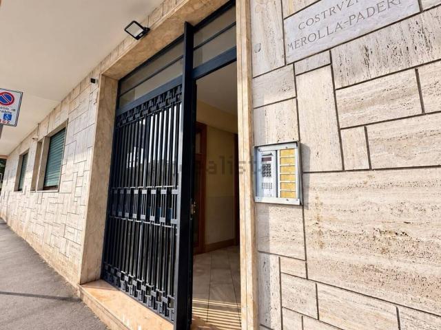 Appartamento in affitto di 50 m² in Viale Raffaello, 68