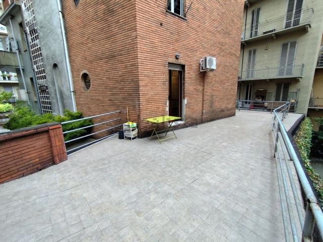 Appartamento in affitto di 51 m² in Via Ugo Foscolo, 28
