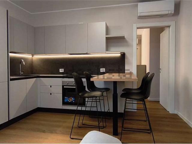 Appartamento in affitto di 51 m² in Via Maironi Giovanni da Ponte, 64