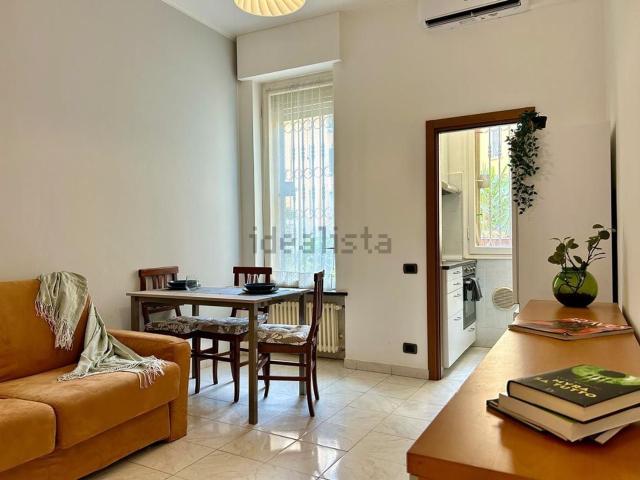 Appartamento in affitto di 51 m² in Via Popoli Uniti, 21