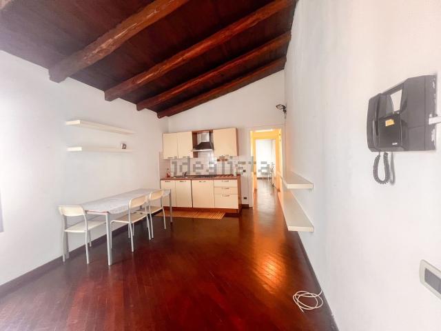 Appartamento in affitto di 52 m² in Via Trieste, 1