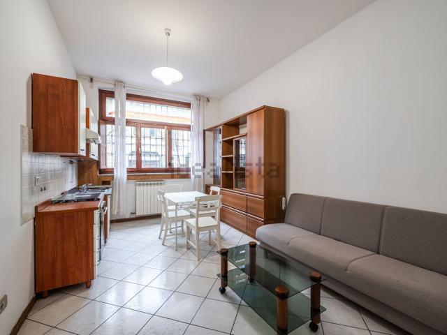 Appartamento in affitto di 52 m² in Via Varesina, 80