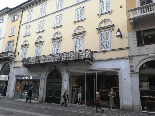 Appartamento in affitto di 52 m² in Via Vittorio Emanuele II, 8
