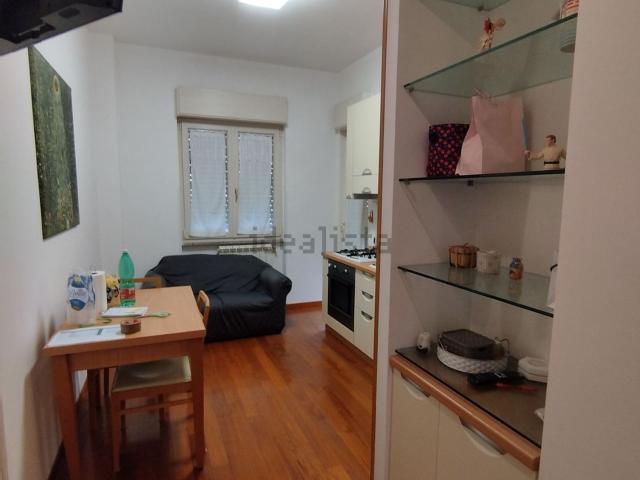 Appartamento in affitto di 52 m² in Via Gennaro Tescione