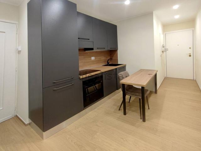 Appartamento in affitto di 52 m² in Via Giuseppe Davanzati Forges, 25