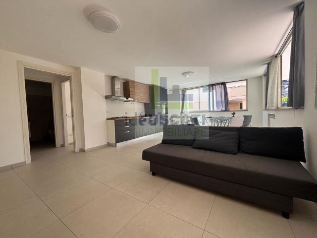 Appartamento in affitto di 52 m² in Via Napoli