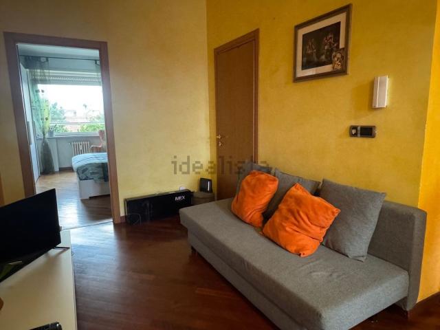 Appartamento in affitto di 57 m² in Corso Francia, 92