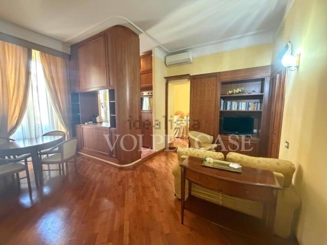 Appartamento in affitto di 54 m² in Via Appia Nuova