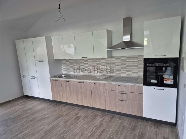 Appartamento in affitto di 54 m² in Via Gimigliano, 96