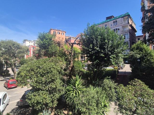Appartamento in affitto di 55 m² in Via Aniello Falcone