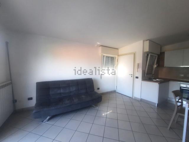 Appartamento in affitto di 55 m² in Via Cassanese