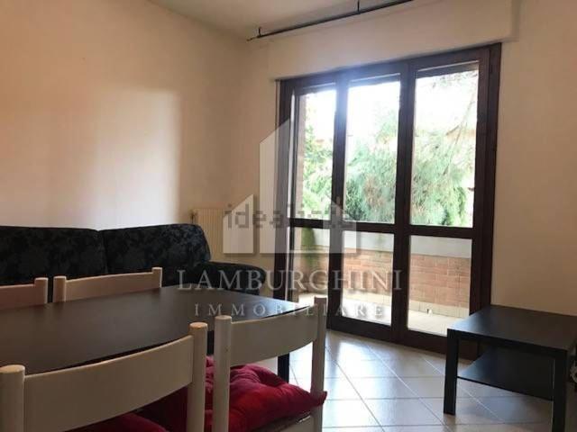 Appartamento in affitto di 55 m² in Via Decorati Al Valore