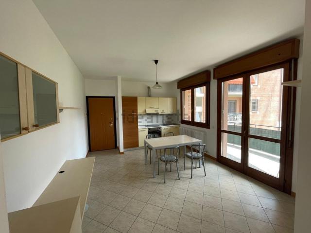 Appartamento in affitto di 55 m² in Via Ferruccio Parri, 27
