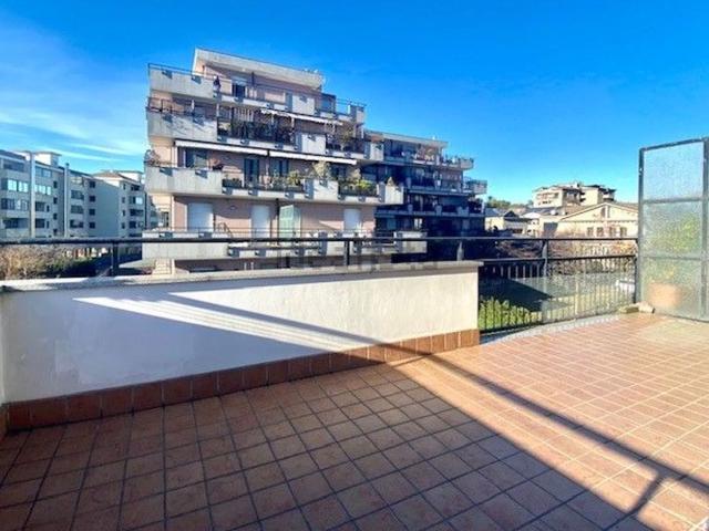 Appartamento in affitto di 55 m² in Via Mercantini, 44
