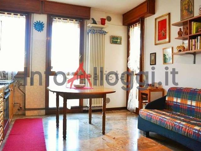 Appartamento in affitto di 55 m² in Via N. Paganini