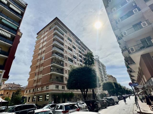 Appartamento in affitto di 55 m² in Viale Alcide De Gasperi, 35