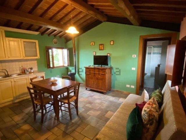 Appartamento in affitto di 56 m² in Via Castra, 2