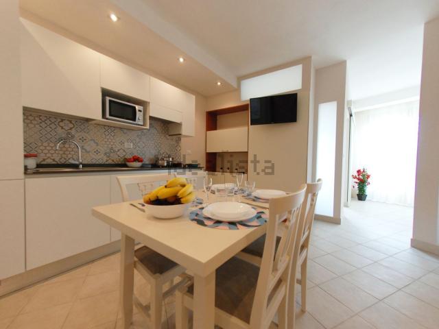 Appartamento in affitto di 56 m² in Via degli Oleandri, 59