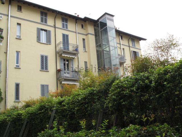 Appartamento in affitto di 56 m² in Via Padre Ravasi, 3